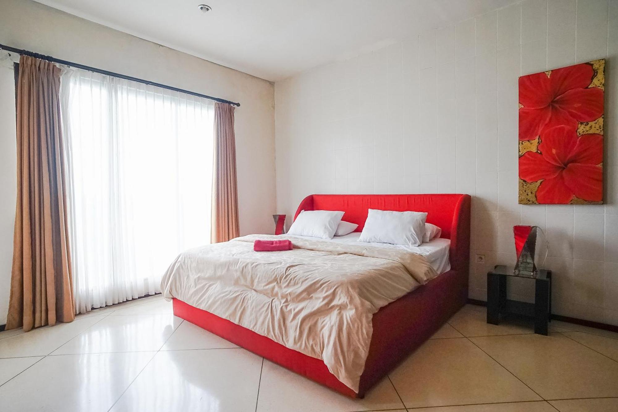 Queen Rose Villa & Spa Jimbaran  Exterior photo